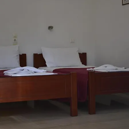 Michalis Place Apartmanhotel 3*